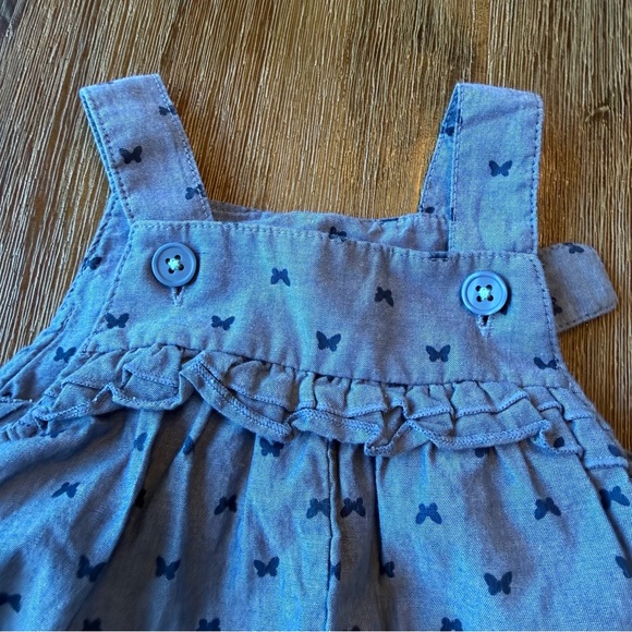 4/20$ Baby butterfly print overalls size 12 months - Picture 2 of 6